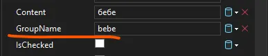 Свойство GroupName в панели «Свойства» со значением bebe